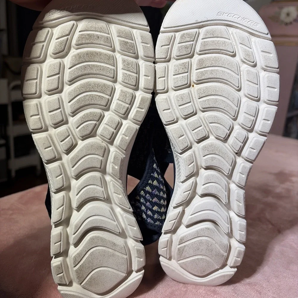 Skechers Yoga Foam Stretch Fit Navy Blue Knit Flex-Lite Sandals Womens Sz 9